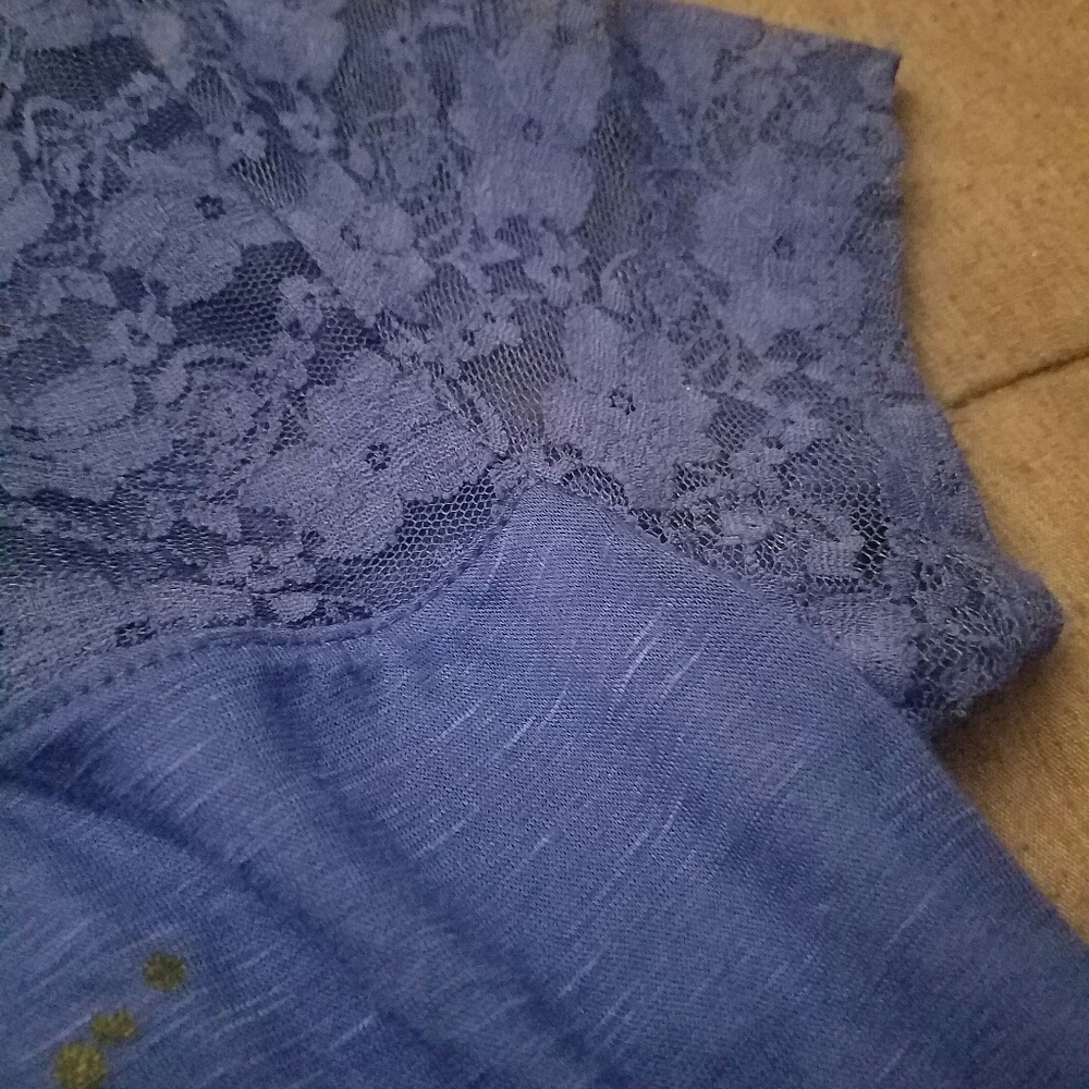 💟 Blue shirt - Picture 5 of 7